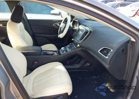 2015 Chrysler 200 Limited из США, поврежденный, VIN 1C3CCCAB6FN758379